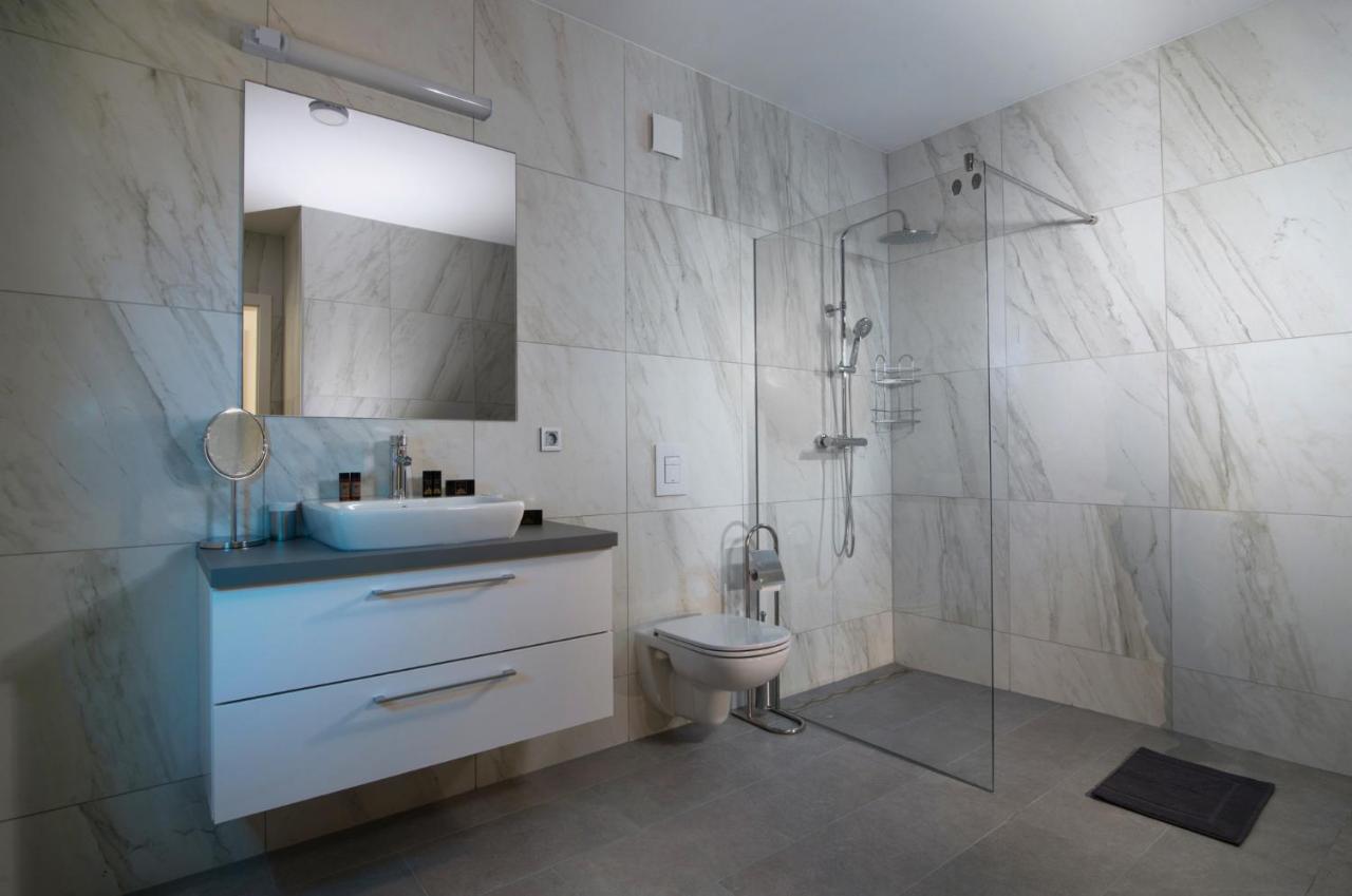 De Roya Apartman