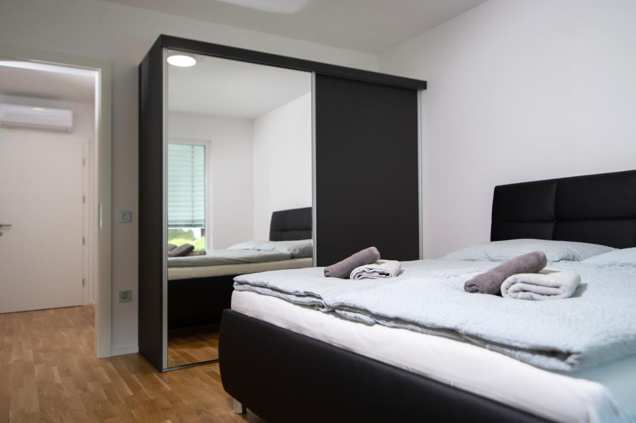 Apartman De Roya *